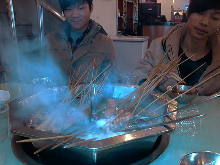 �Ʒ��W(w��ng)�j11�µ�С�۲�